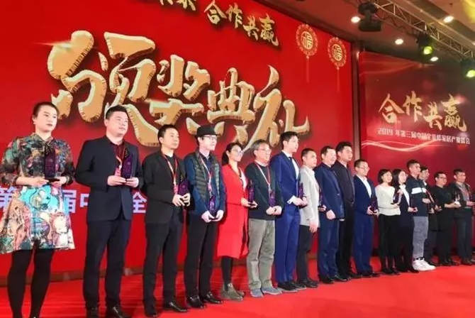 重磅！華喆仿石漆榮獲華涂獎雙項榮譽！